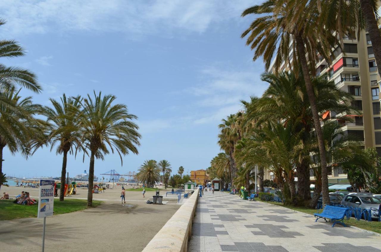 Homely Malaga Plaza Montano Экстерьер фото