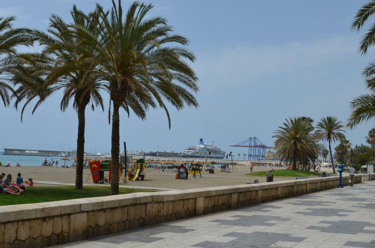 Homely Malaga Plaza Montano Экстерьер фото
